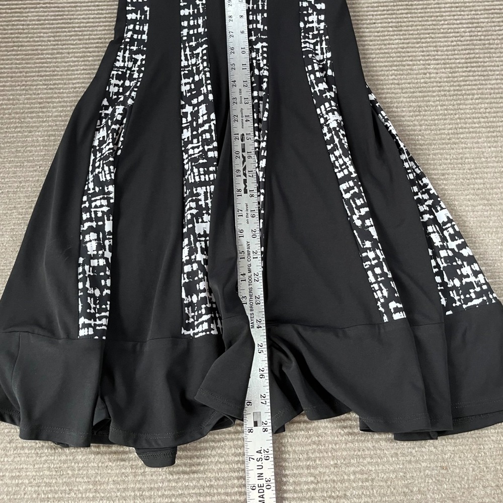 Connected Apparel Womens Size 6 Black White Geometric Fit and Flare Dress - Picture 4 of 7